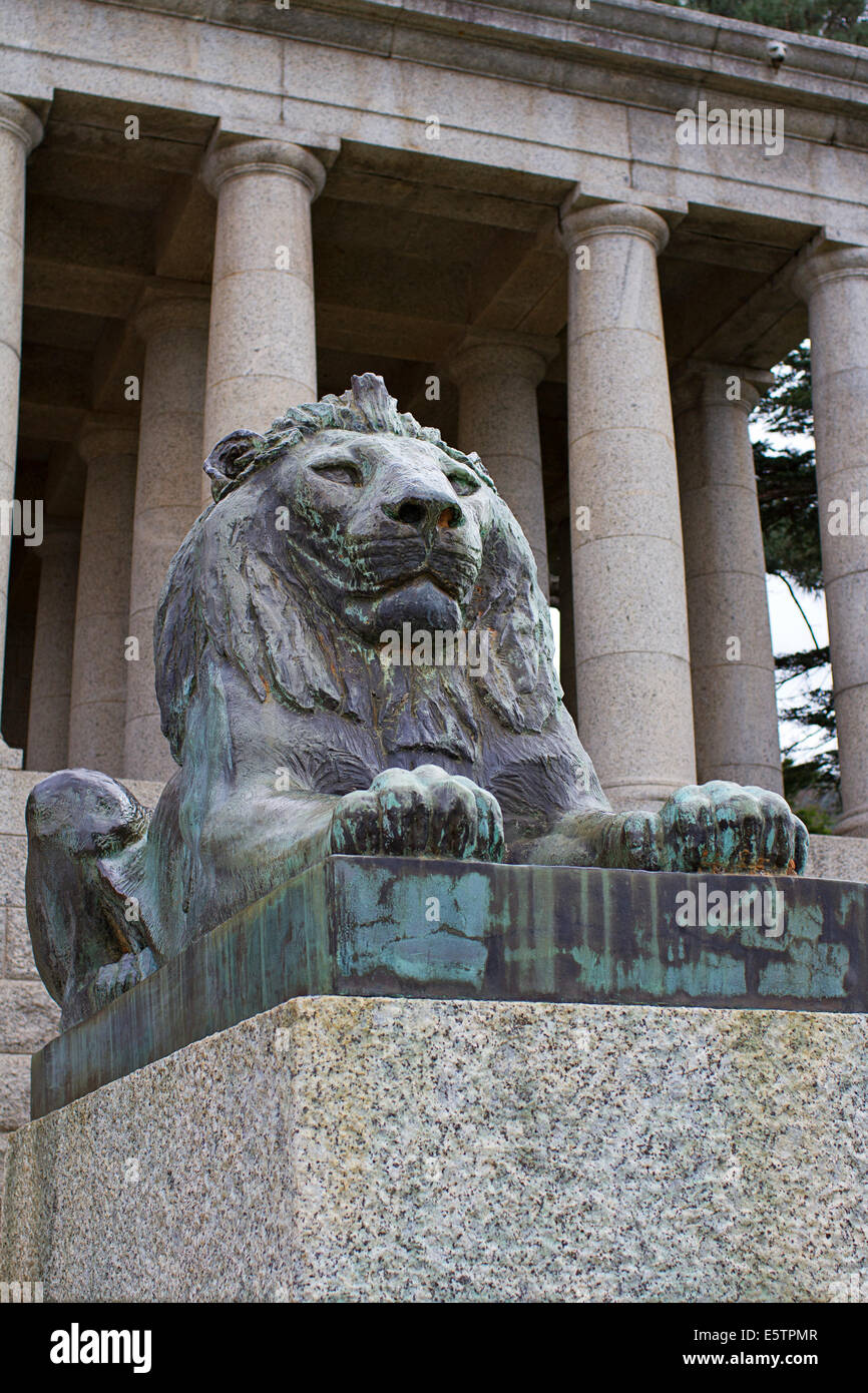 Bronze lion statue, Rhodes Memorial Stock Photo