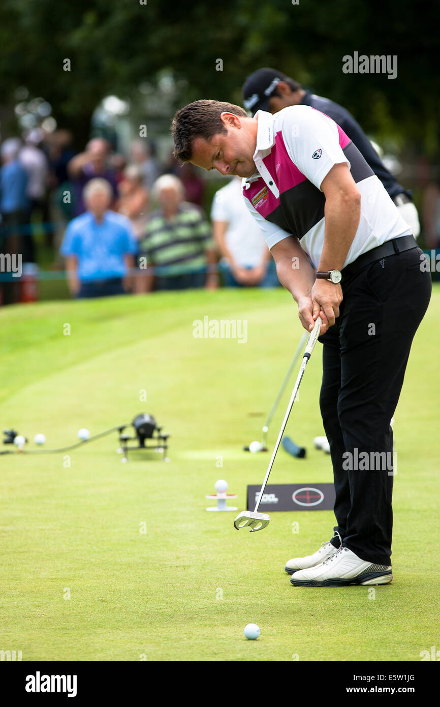 Chris Hollins at Nailcote Hall in Warwickshire, UK. 6th August, 2014.  Farm foods British Par 3 Championship at Nailcote Hall in Warwickshire uk for pro,amatuer and celebrities Credit:  steven roe/Alamy Live News Stock Photo