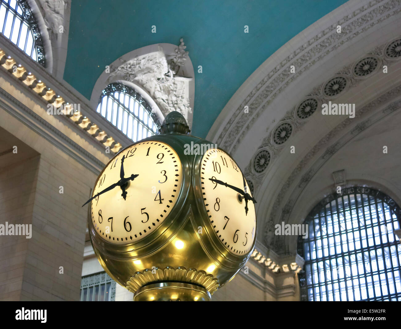 Clock and Information Booth on Grand Central Terminal, NYC, USA Stock