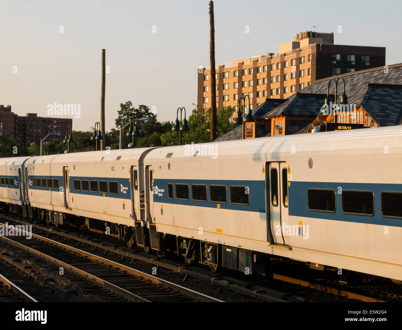 Train Arriving, Tarrytown MetroNorth Train Station, New York Stock Photo Alamy