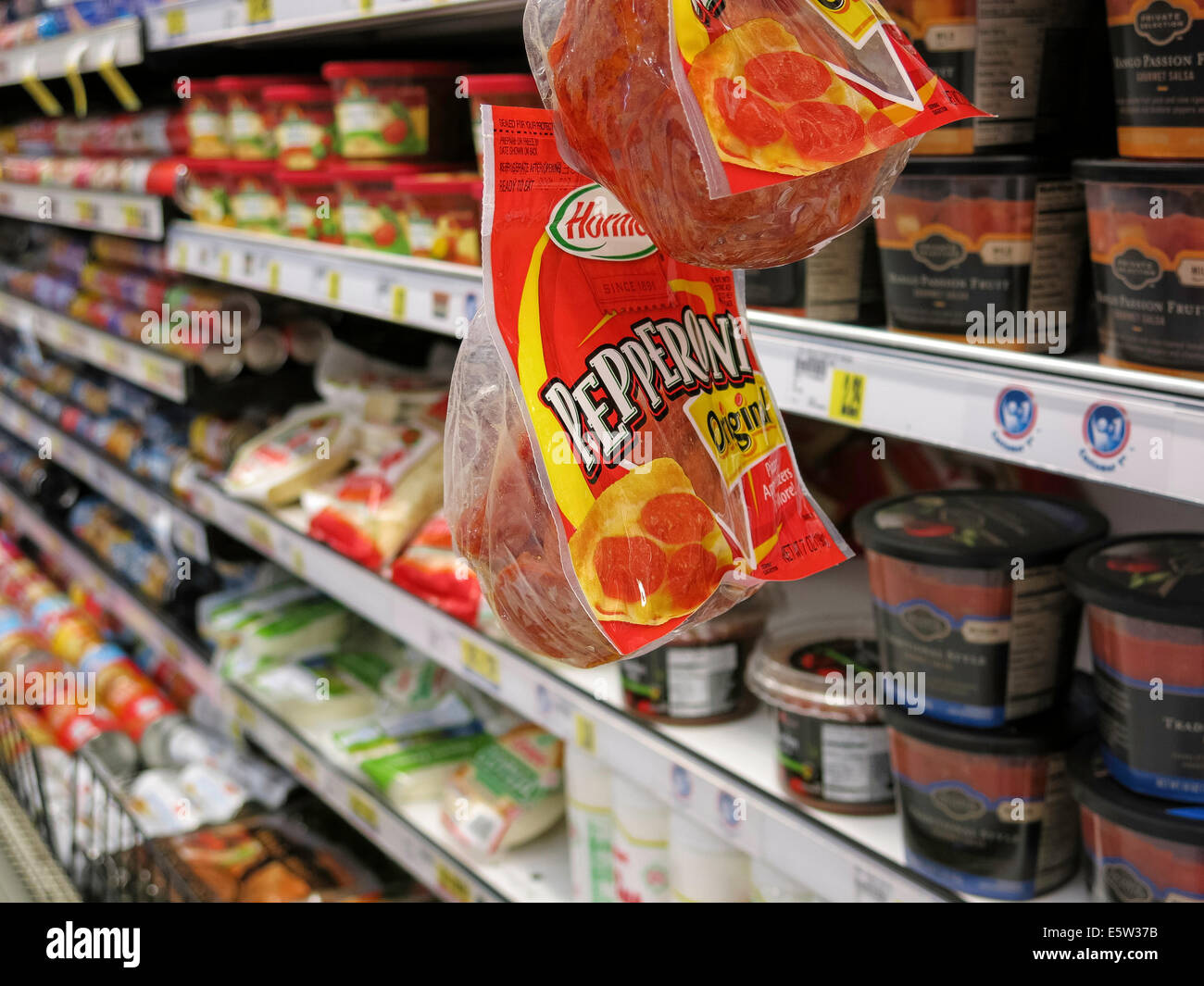 Hormel Papperoni Snack Bag, Packaged Meat Aisle, Smith's Grocery Store