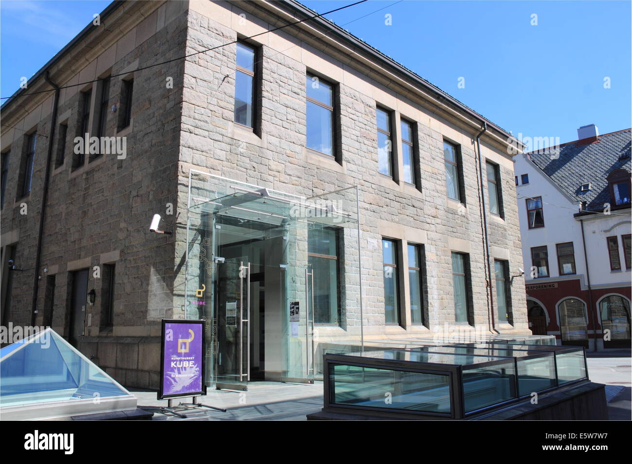 Kunstmuseet Kube (Kube Art Museum), Apotekergata, Ålesund, Sunnmøre, Møre og Romsdal, Vestlandet, Norway, Scandinavia, Europe Stock Photo