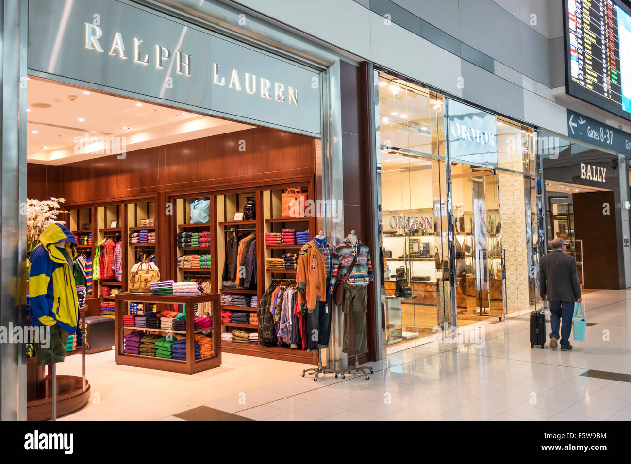 Sydney Australia,Kingsford-Smith Airport,SYD,interior inside,terminal,gate,shopping shopper shoppers shop shops market markets marketplace buying sell Stock Photo