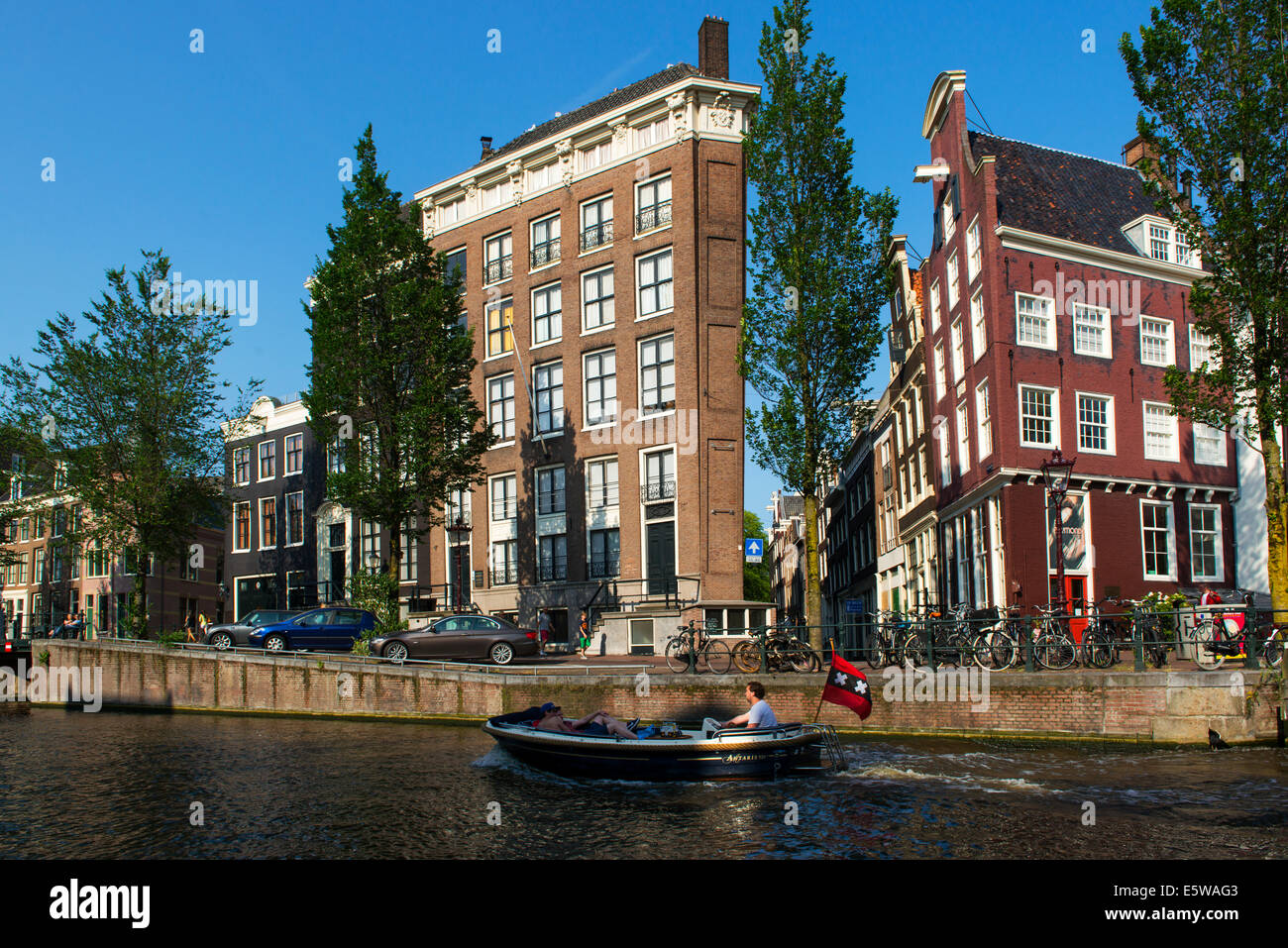 Houses on the canals, amsterdam, holland, netherlands Stock Photo