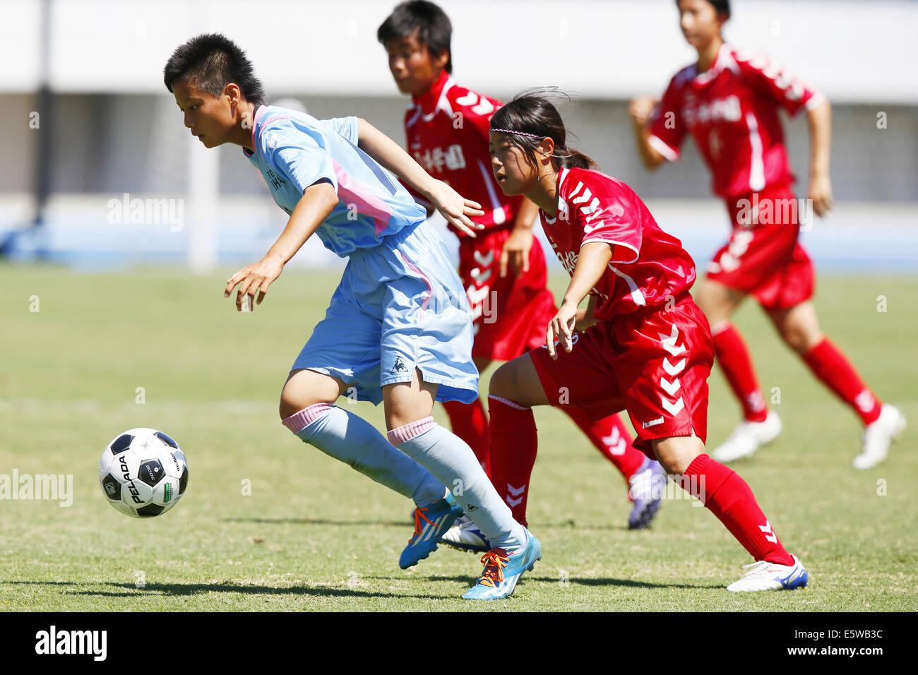 Komazawa Olympic Park Stadium, Tokyo, Japan. 6th Aug, 2014. (L-R