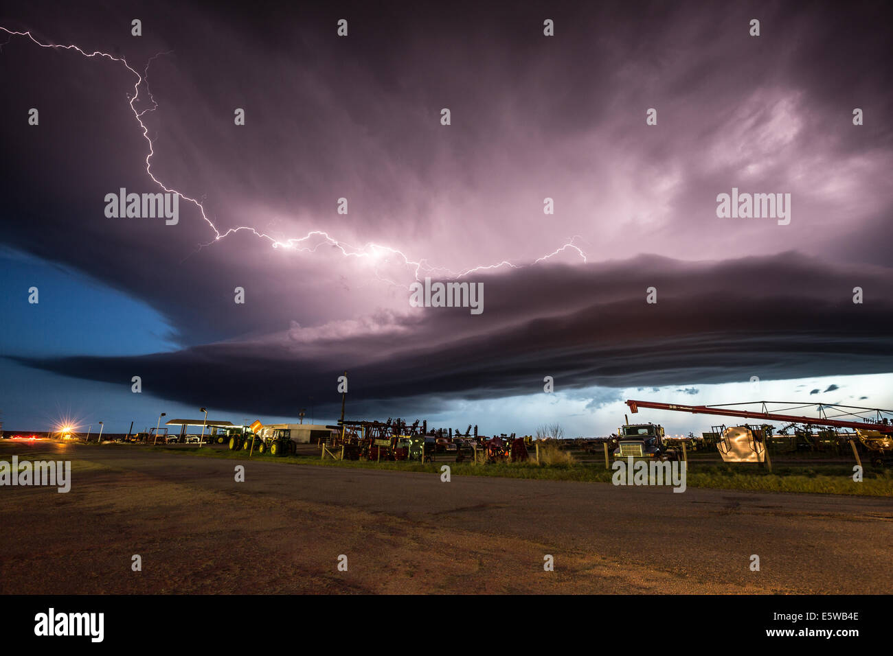 A classic high plains low precipitation supercell thunderstorm taking on a mothership striated appearance with hail fall streaks Stock Photo