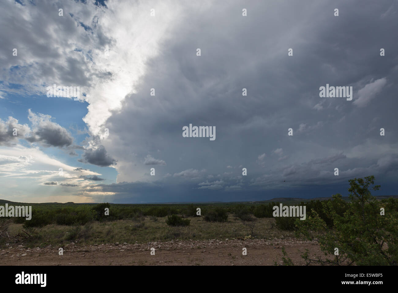 A powerful tornado warned supercell thunderstorm with a large wall ...