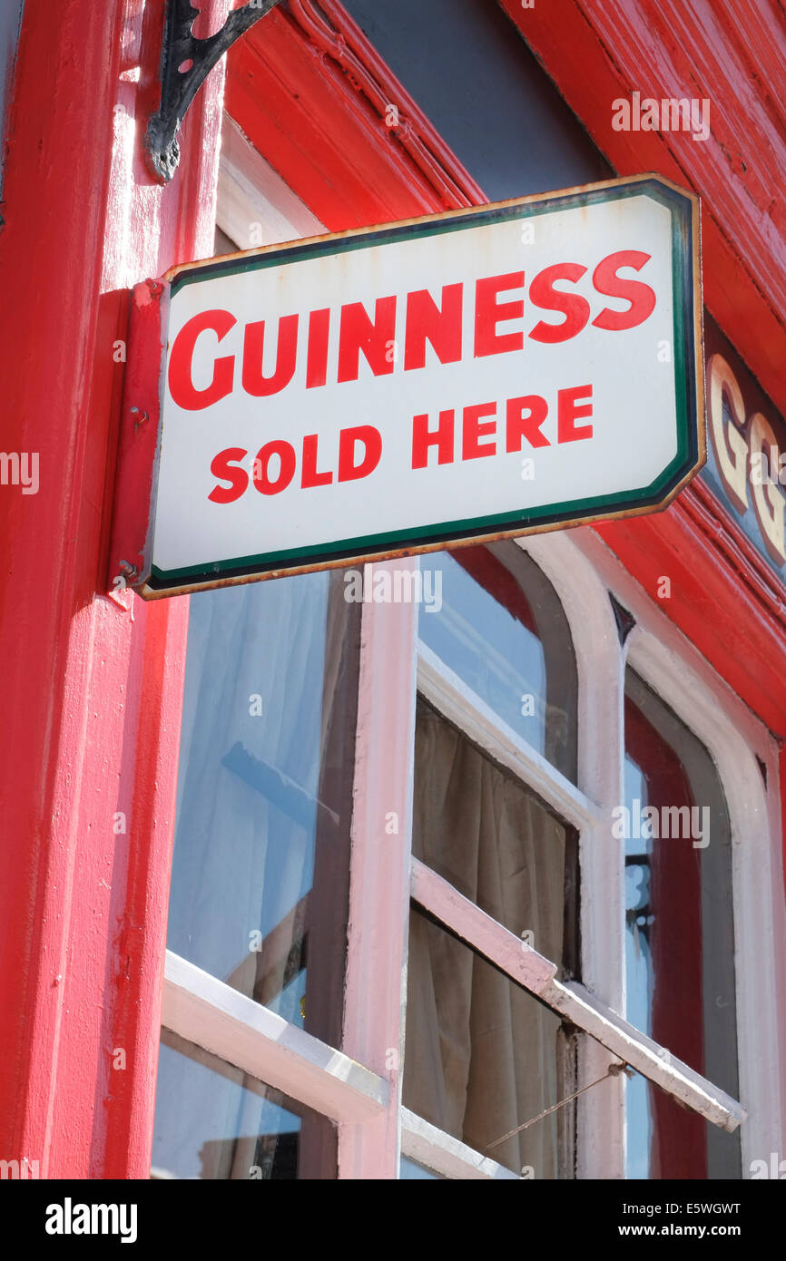 VINTAGE IRISH GUINNESS BEER PUB  SIGN,KILLARNY  IRELAND Stock Photo