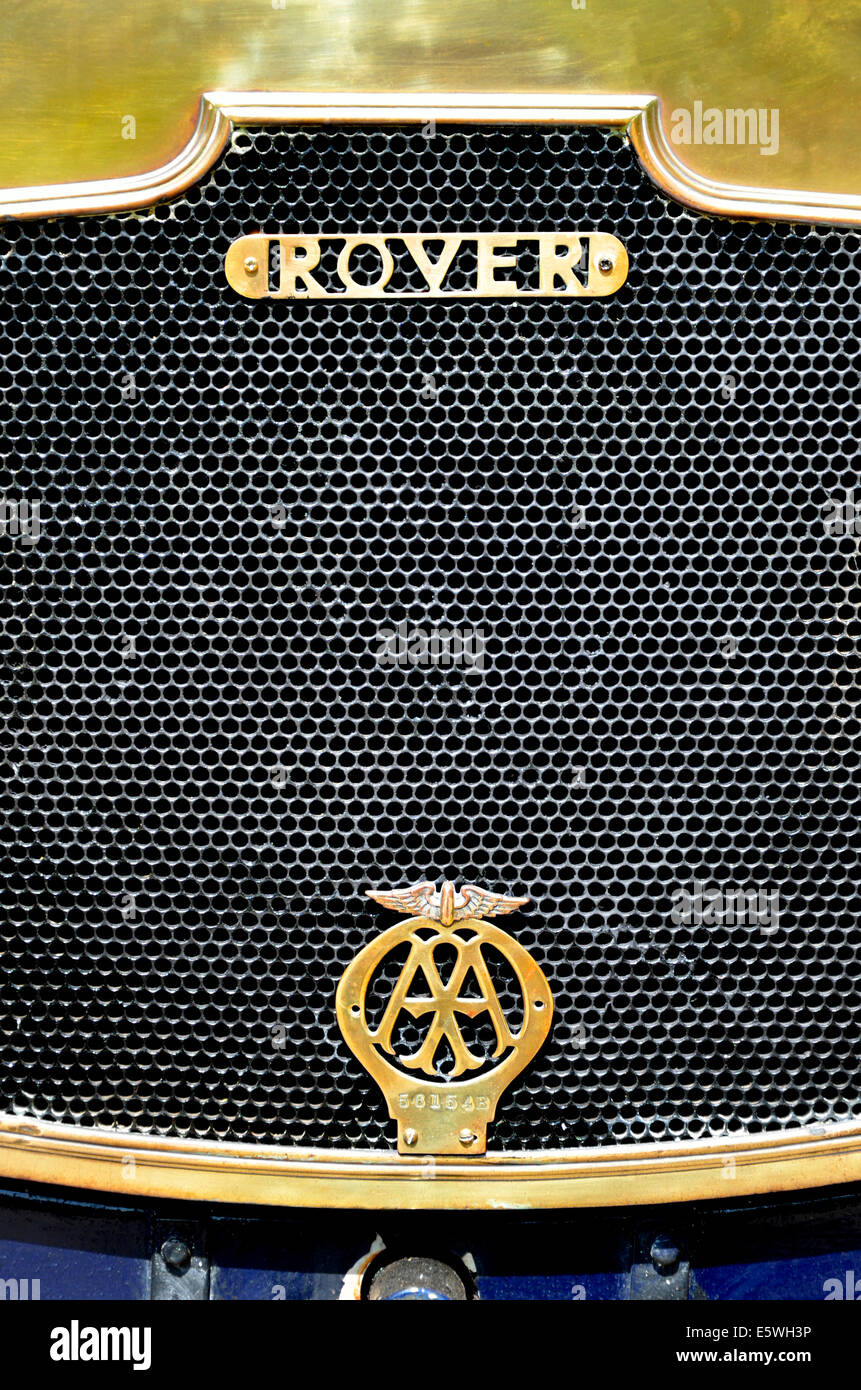 Honeycomb radiator hi-res stock photography and images - Alamy