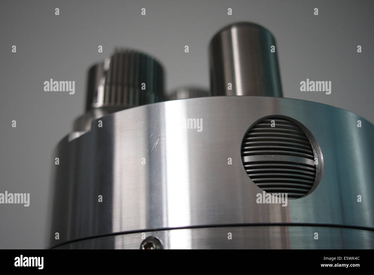 Domestic combined heat and power appliances whispergen Stirling engine