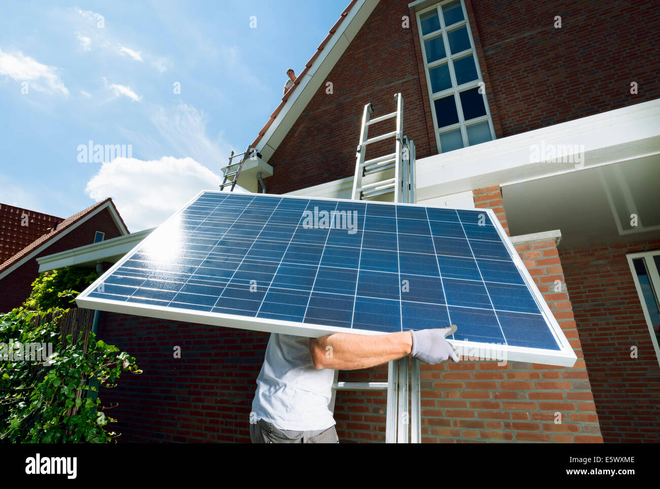 solar cover around ladder