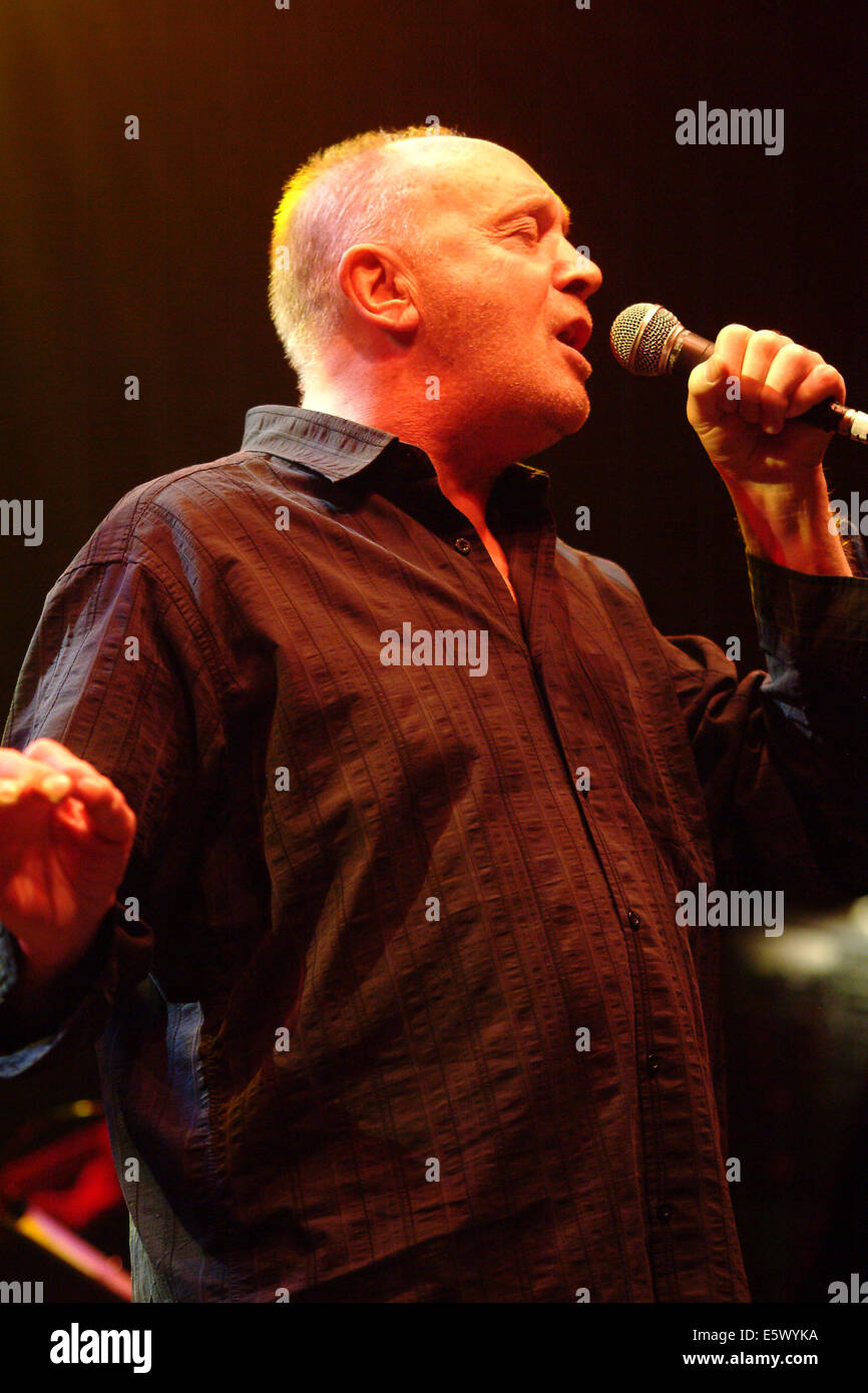 Roger Chapman of Family performing live in London Featuring Roger
