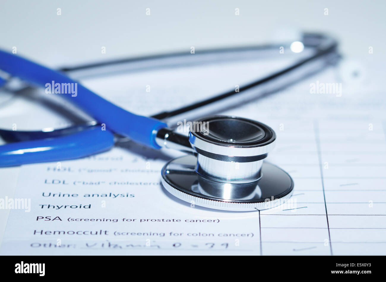Stethoscope hi-res stock photography and images - Page 2 - Alamy