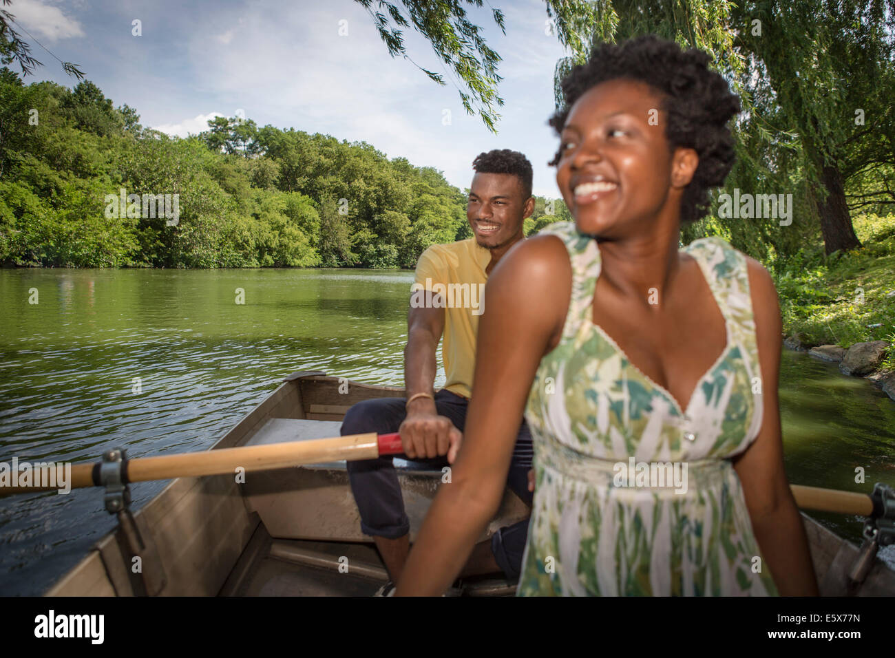 Young couple in rowing boat on lake in Central Park, New York City, USA Stock Photo Alamy