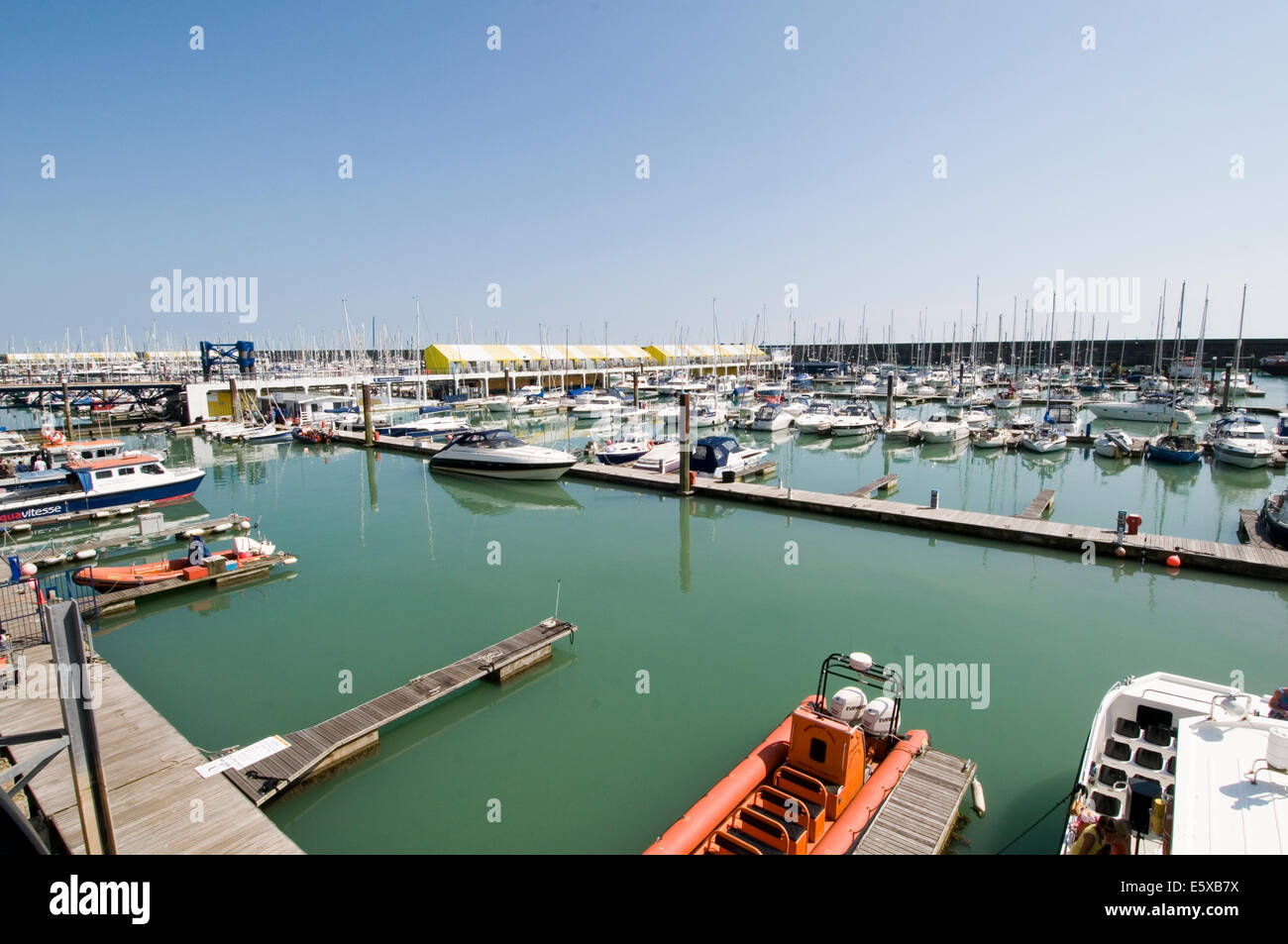 brighton marina uk boats yachts boat Stock Photo Alamy