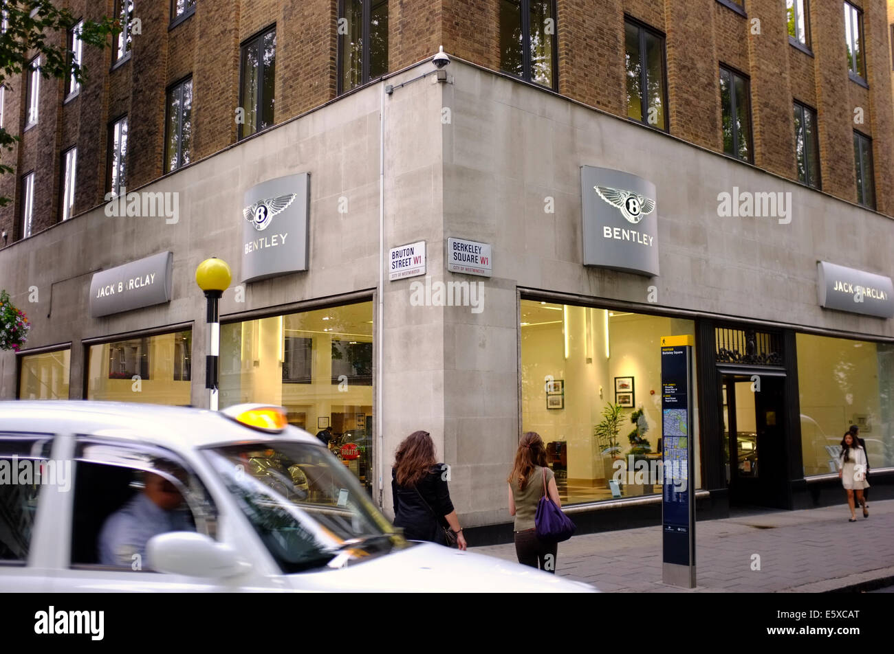 Bentley car showroom on Berkeley Square, London Stock Photo Alamy