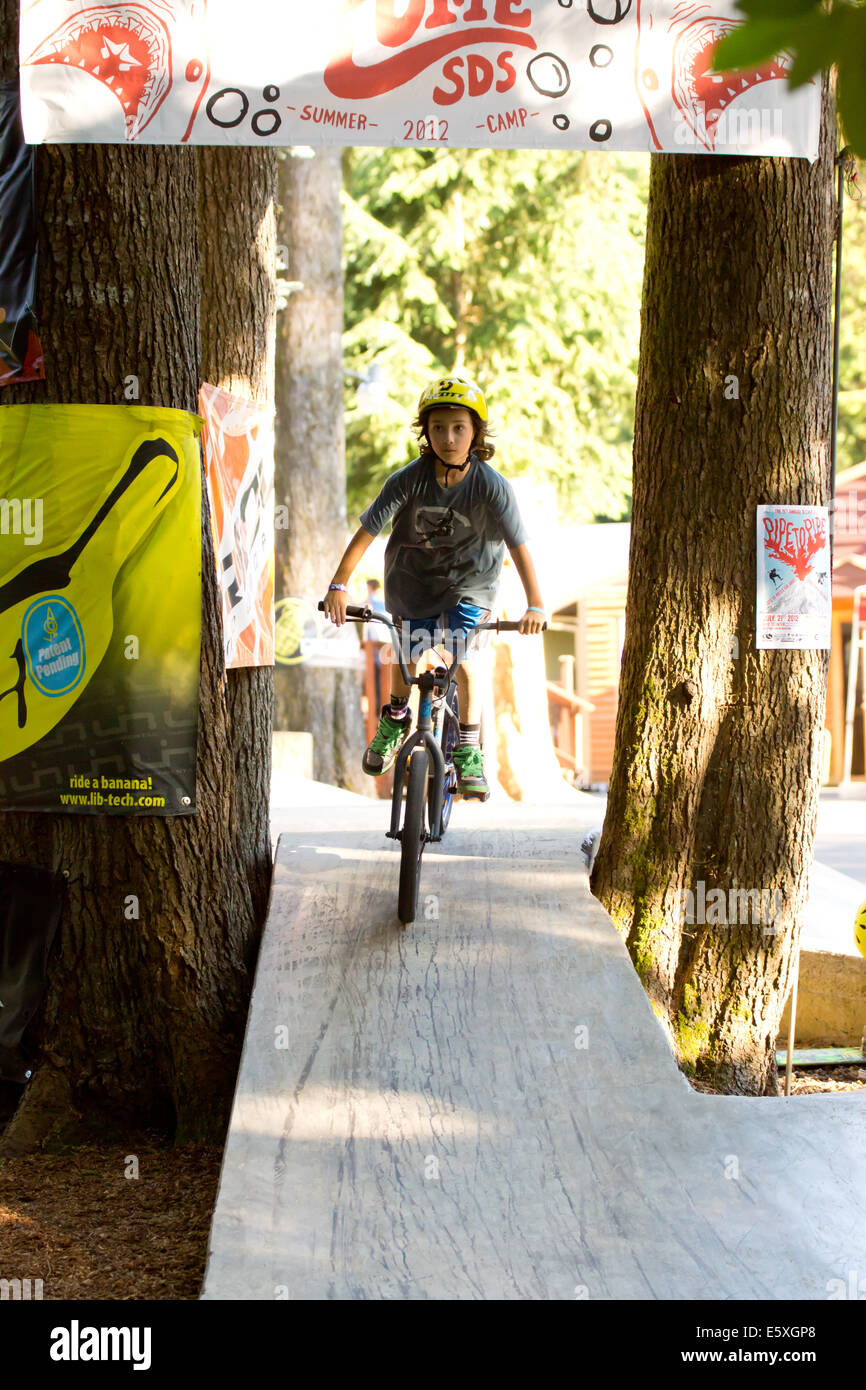 Julien Markewitz rides his mountain bike at the bike park in Mt. Hood, Oregon Stock Photo
