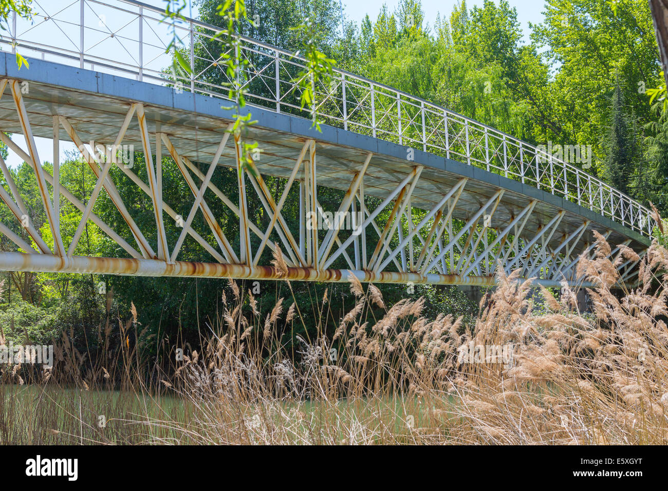 old iron bridge in Palencia, Spain Stock Photo - Alamy