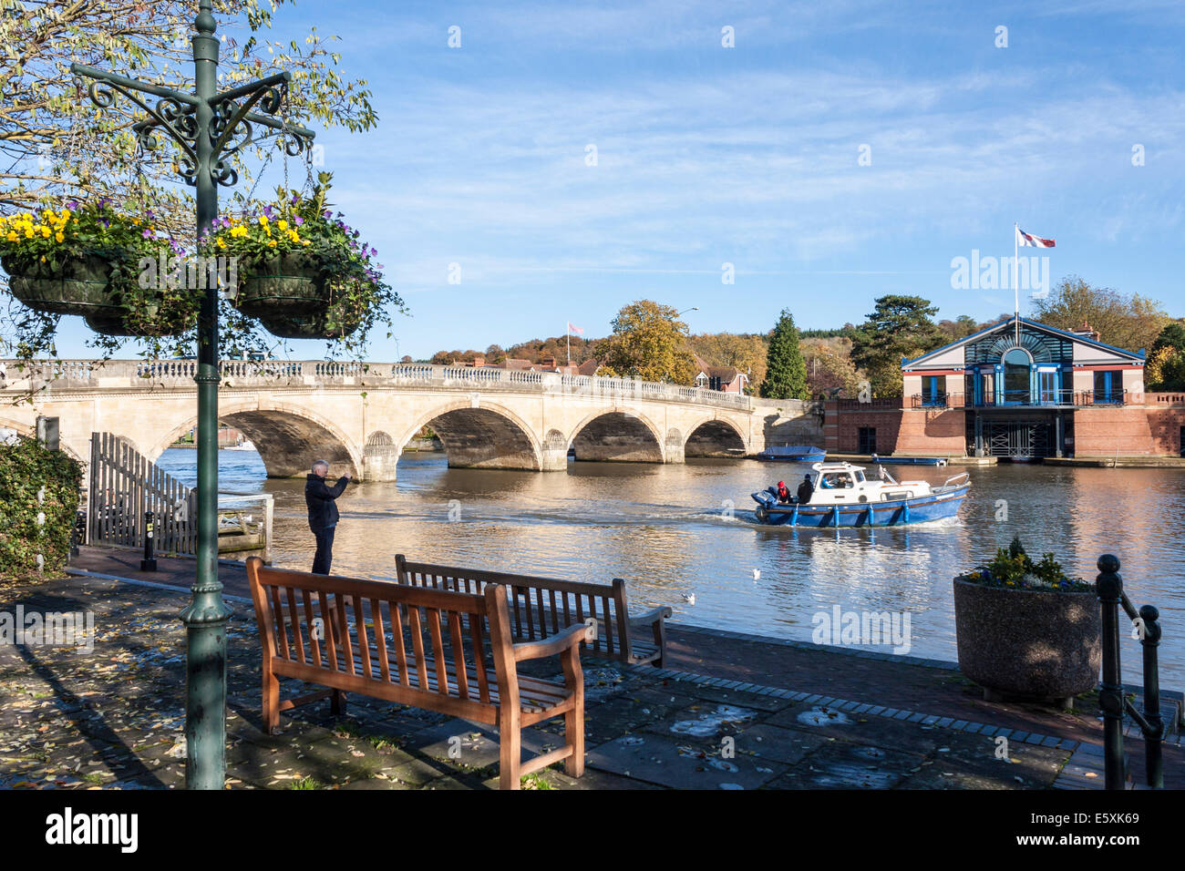 Bridge over the river Thames, HenleyonThames, Oxfordshire, England