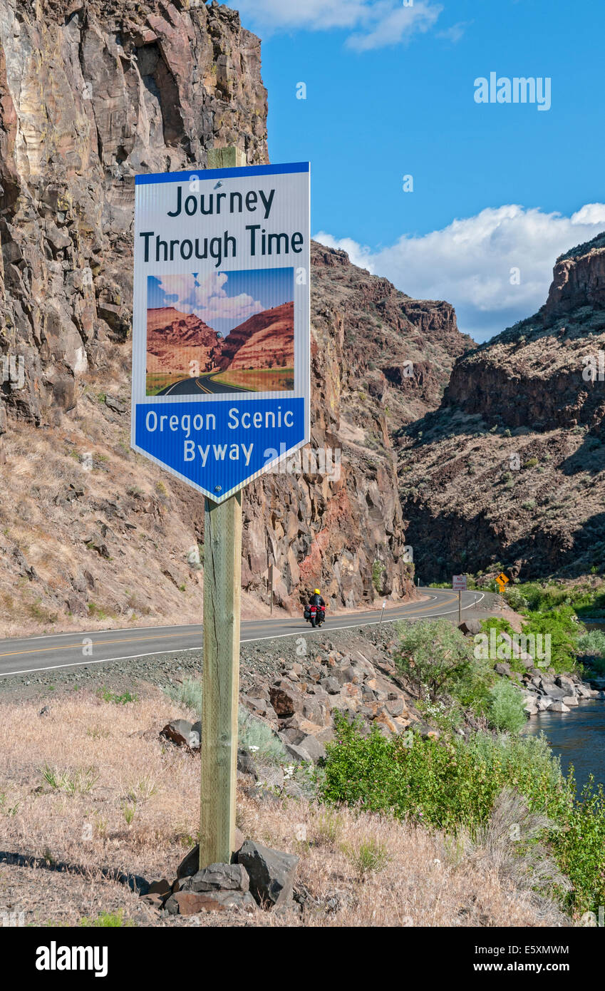 Oregon Scenic Byway, Hwy 26, near John Day Fossil Beds National ...