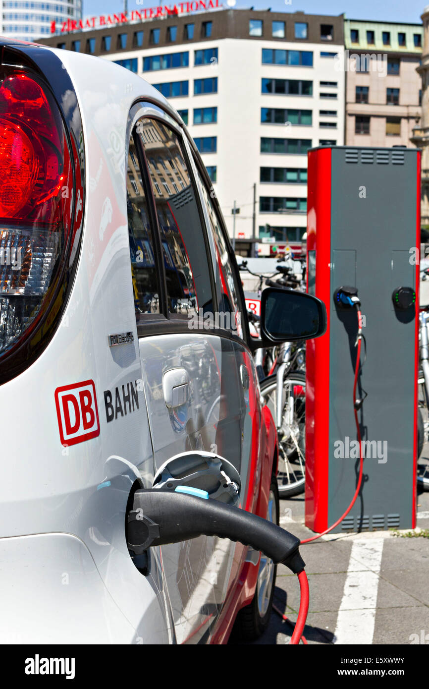 Flinkster DB car sharing electric vehicle being charged, Frankfurt am Main, Hesse, Germany, Europe. July 2014 Stock Photo