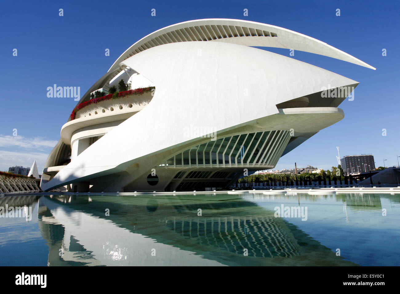 El Palau de les Arts Reina Sofía, Ciudad de las Artes y las Ciencias / City of Arts and Sciences, Valencia, Spain Stock Photo