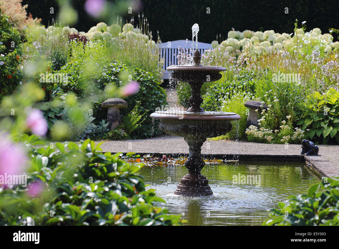 Fountain in Loseley Park gardens, Surrey, England Stock Photo