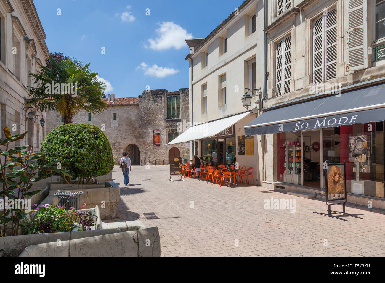 Pedestrian street to L'Hostellerie and Library Francois Mitterand in Saintes. Stock Photo