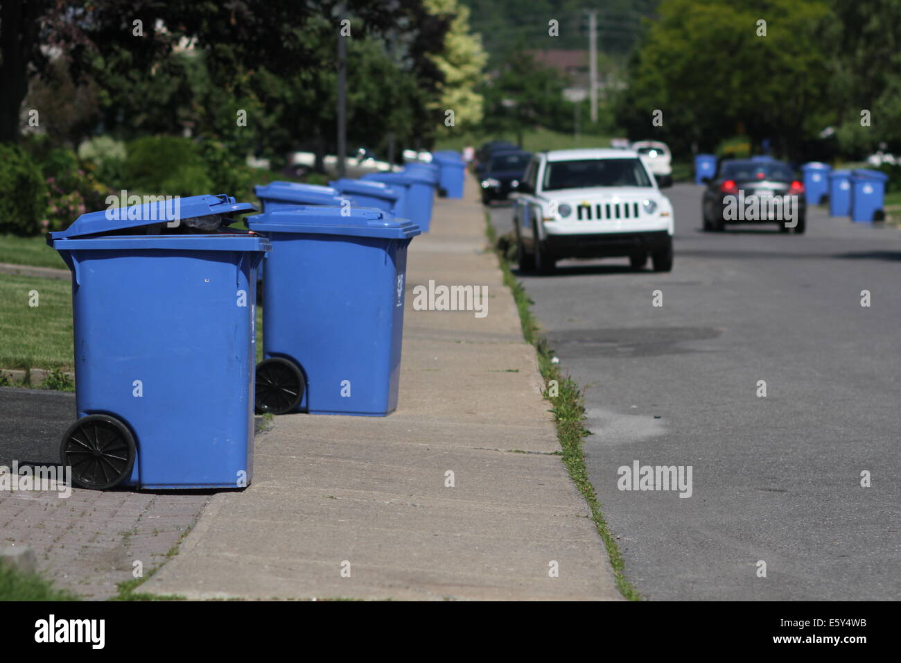 French Recycling Bins High Resolution Stock Photography and Images Alamy