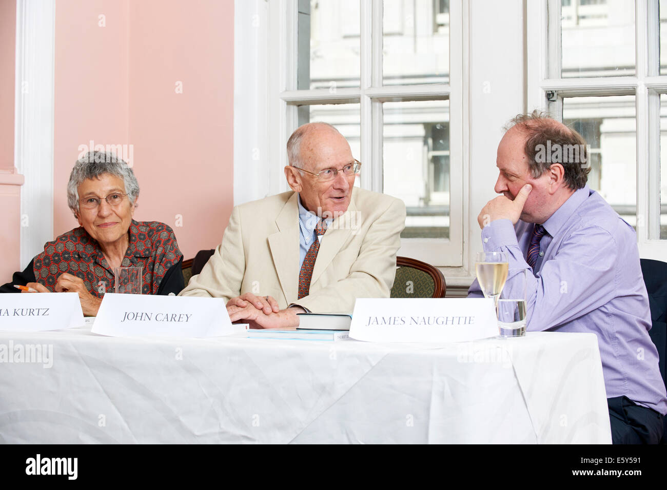 Irma Kurtz, John Carey and James Naughtie in conversation Stock Photo