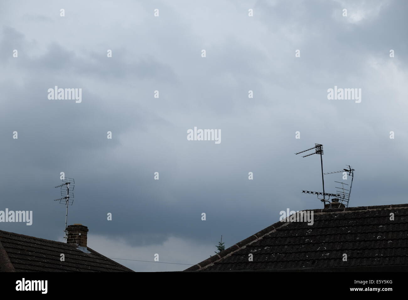 dark overcast sky Stock Photo - Alamy