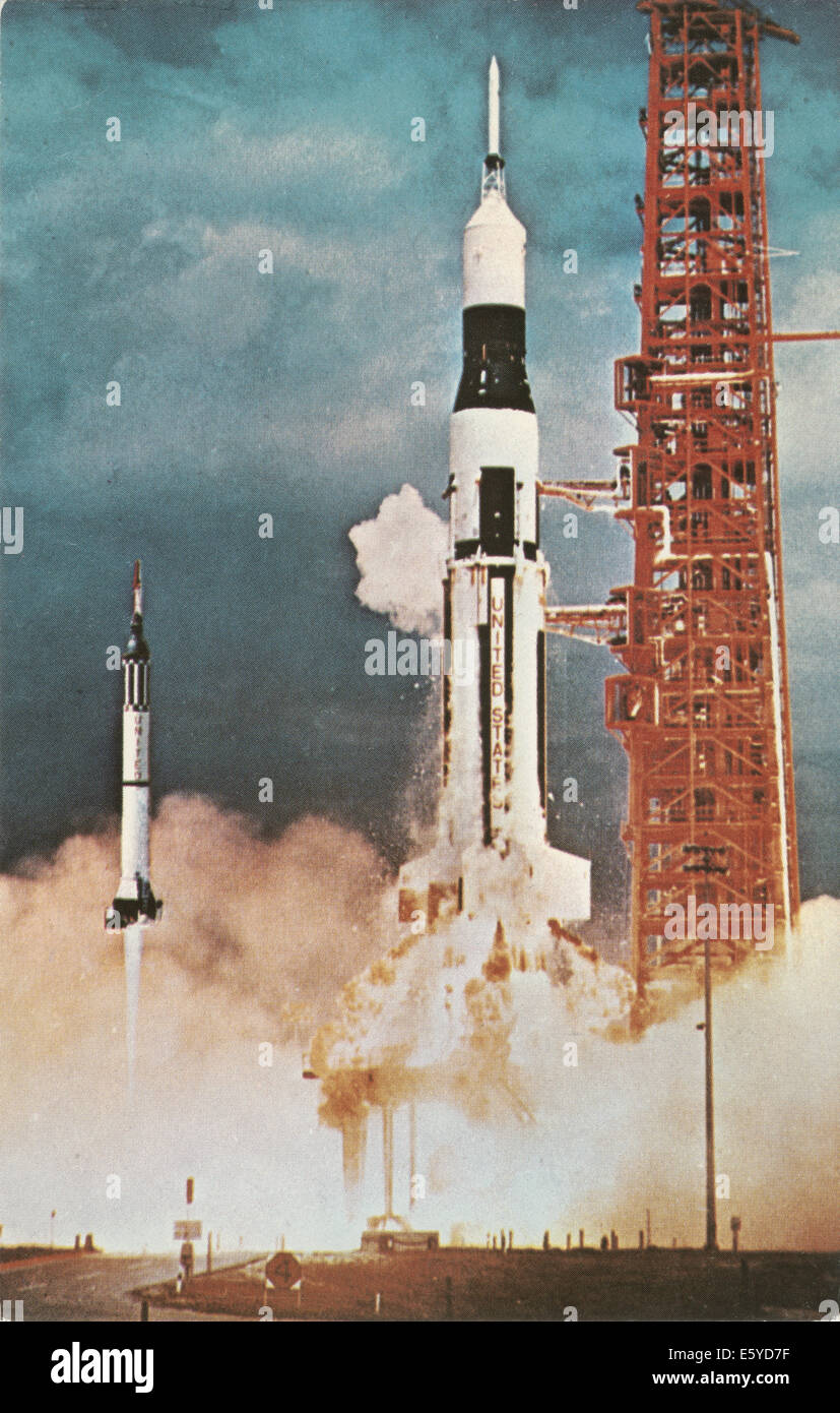 Launch of Mercury-Redstone 3 (Left), Cape Kennedy, Florida, USA, May 5, 1961, Comparison to Saturn I Launch Vehicle on Right Stock Photo