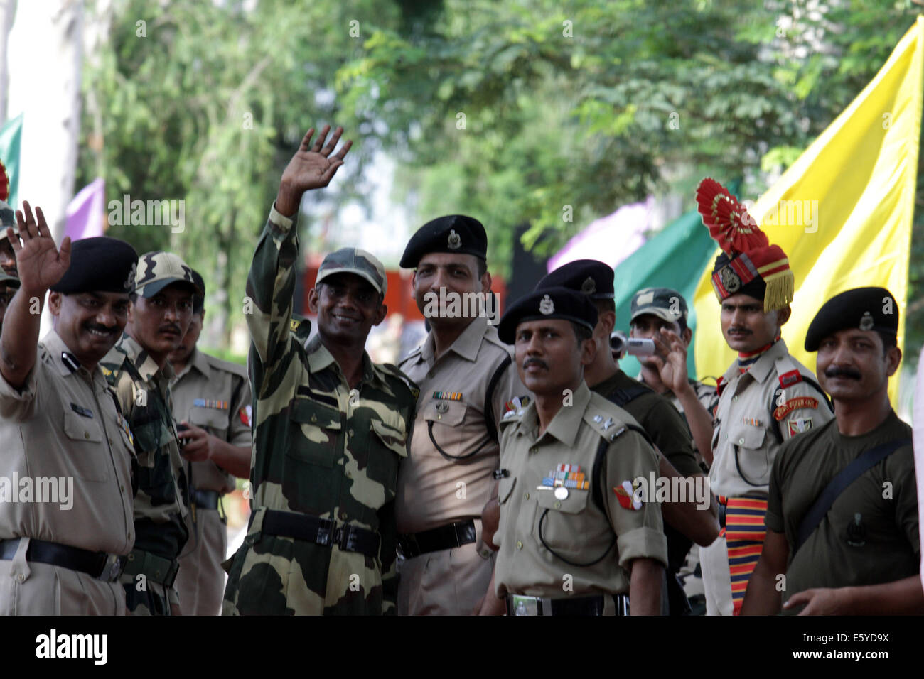 Sialkot. 8th Aug, 2014. Released Indian border guard Satyasheel Yadav