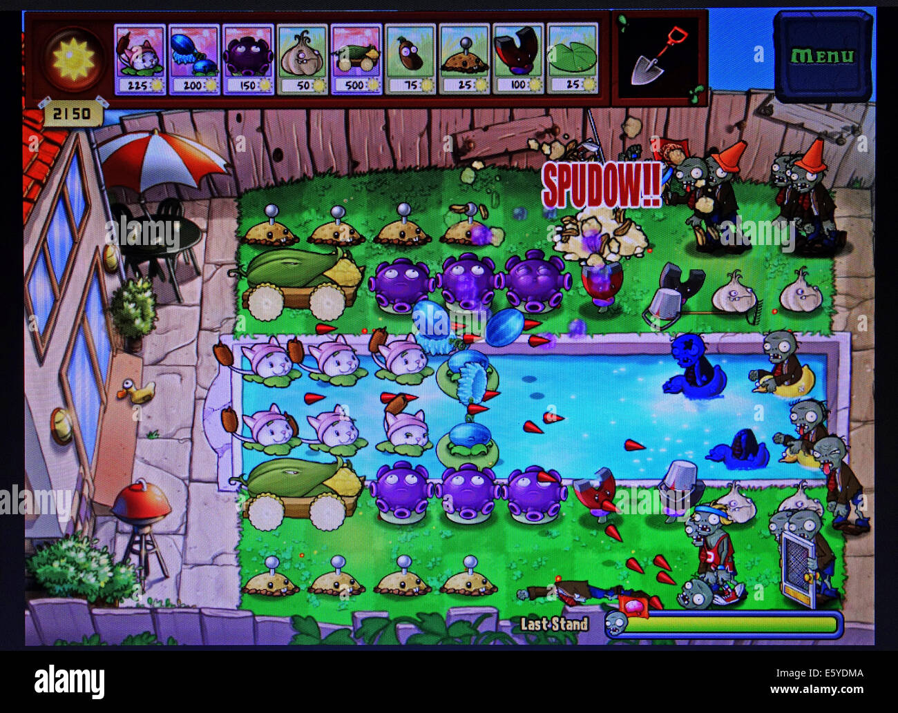 screenshot of Plants vs Zombies computer game Stock Photo