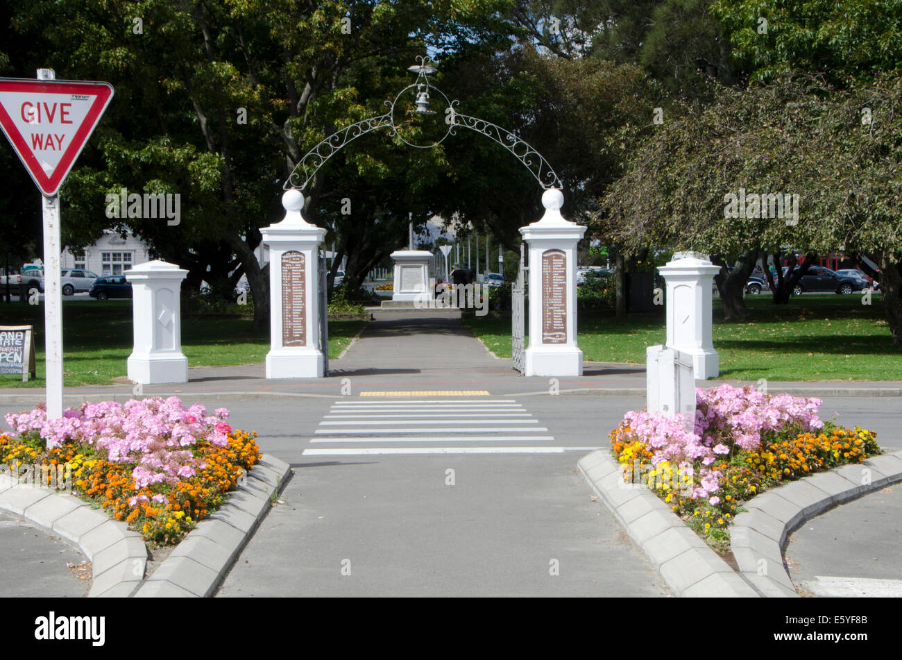 War memorial gates and flowers in traffic islands, Martinborough, Wairarapa, North Island, New Zealand Stock Photo