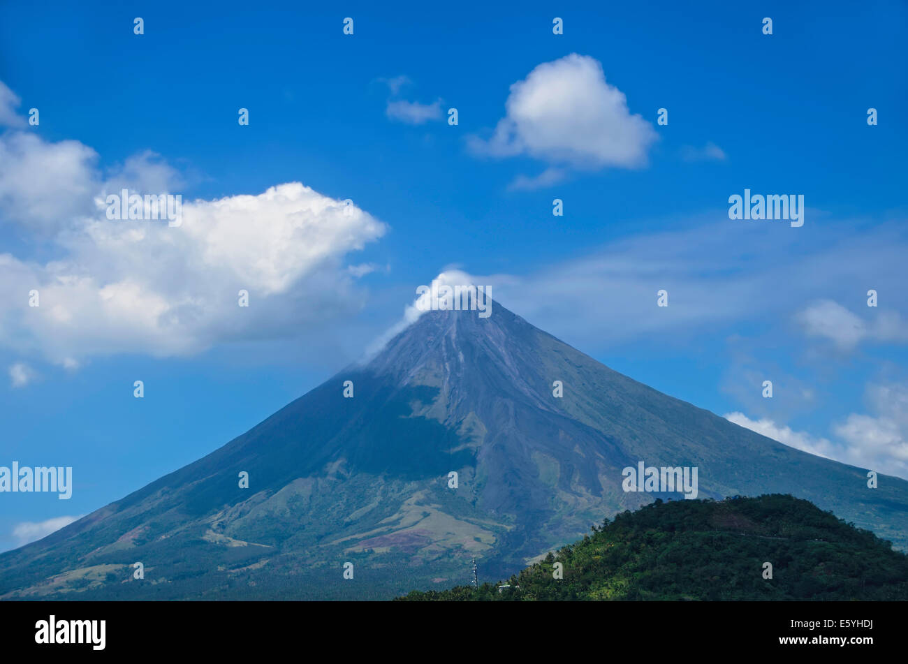 The Perfect Cone Of Mayon Volcano South Of Luzon Philippines Stock