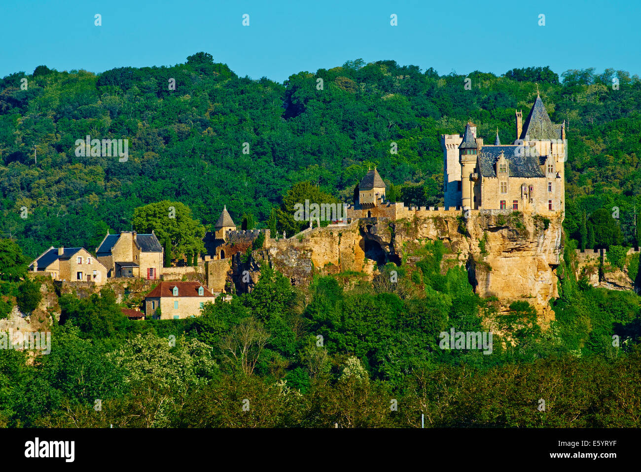 France, Aquitaine, Dordogne, Dordogne Valley, Perigord Black, Vitrac, Chateau de Montfort Stock Photo