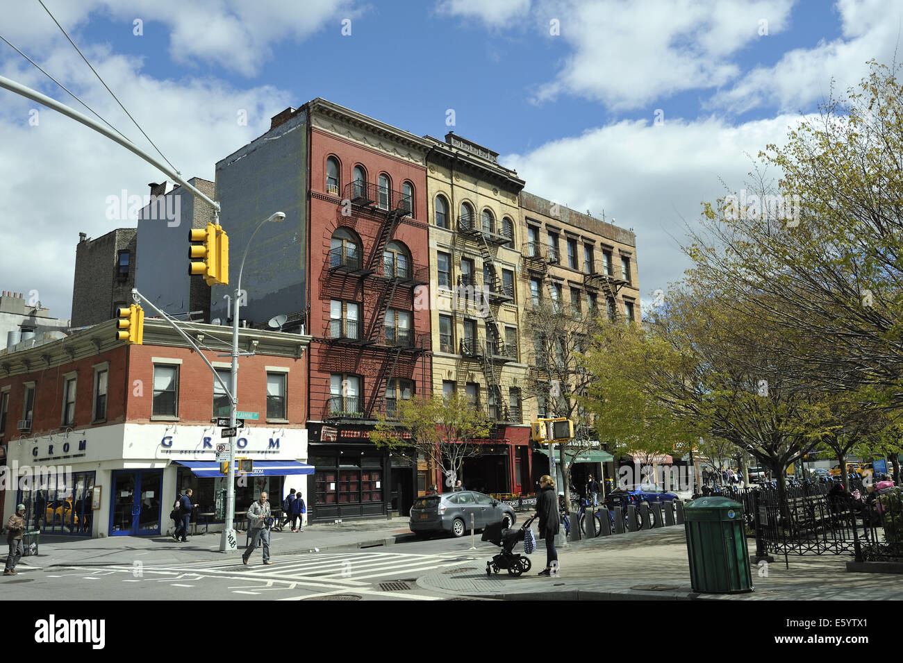 Bleecker street hires stock photography and images Alamy
