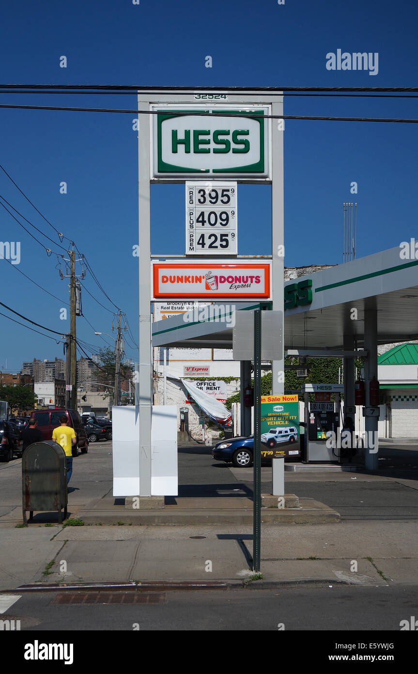 Hess gas station hires stock photography and images Alamy
