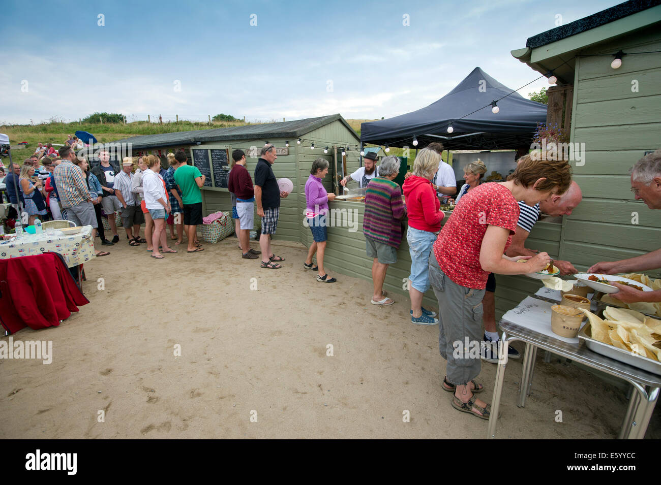 Hidden Hut,Portcurnick Beach,Cornwall, UK,a beachside cafe and restaurant,which hosts'feast nights',here it's curry night.a UK Stock Photo