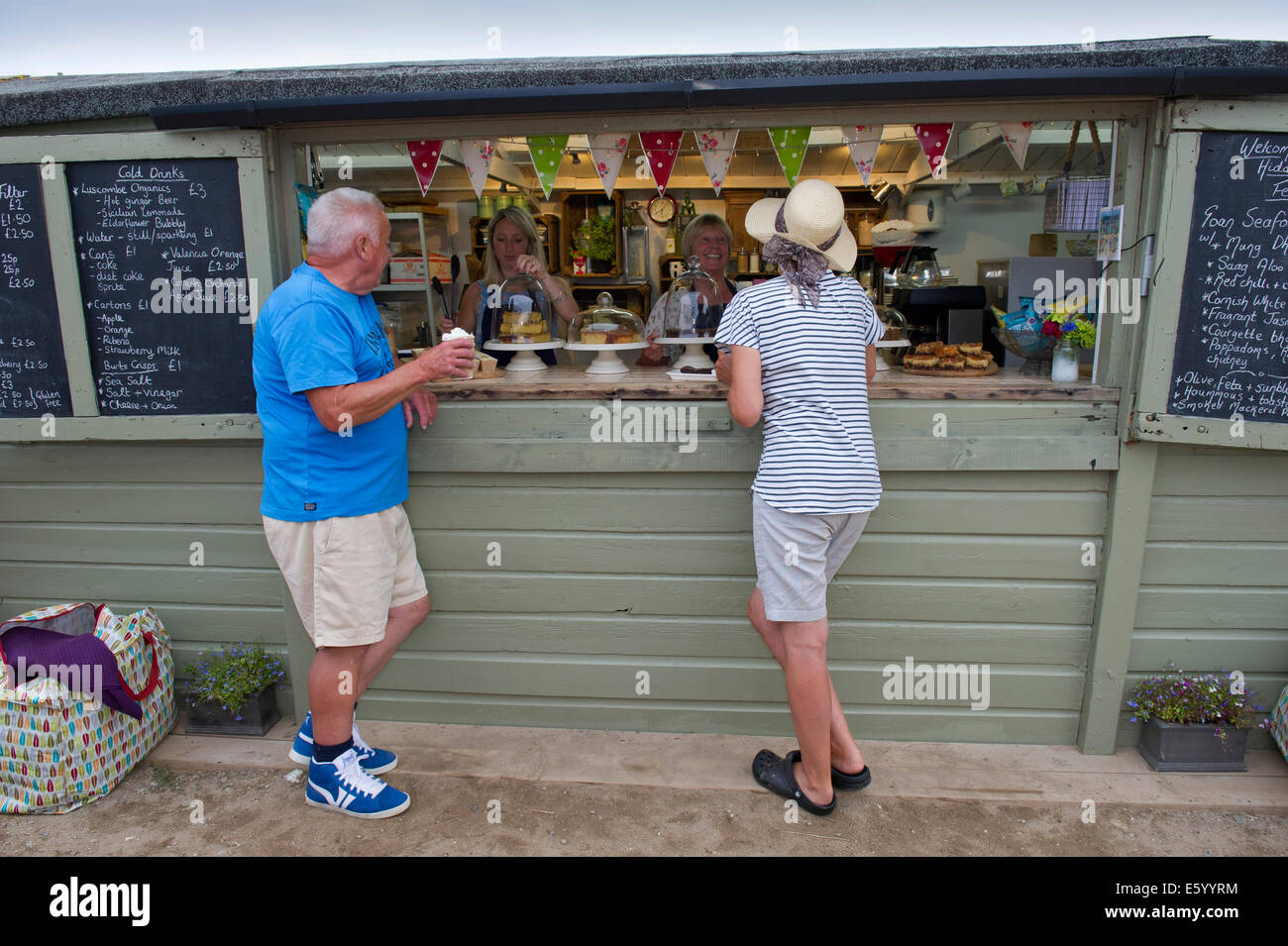 Hidden Hut,Portcurnick Beach,Cornwall, UK,a beachside cafe and restaurant,which hosts'feast nights',here it's curry night.a UK Stock Photo