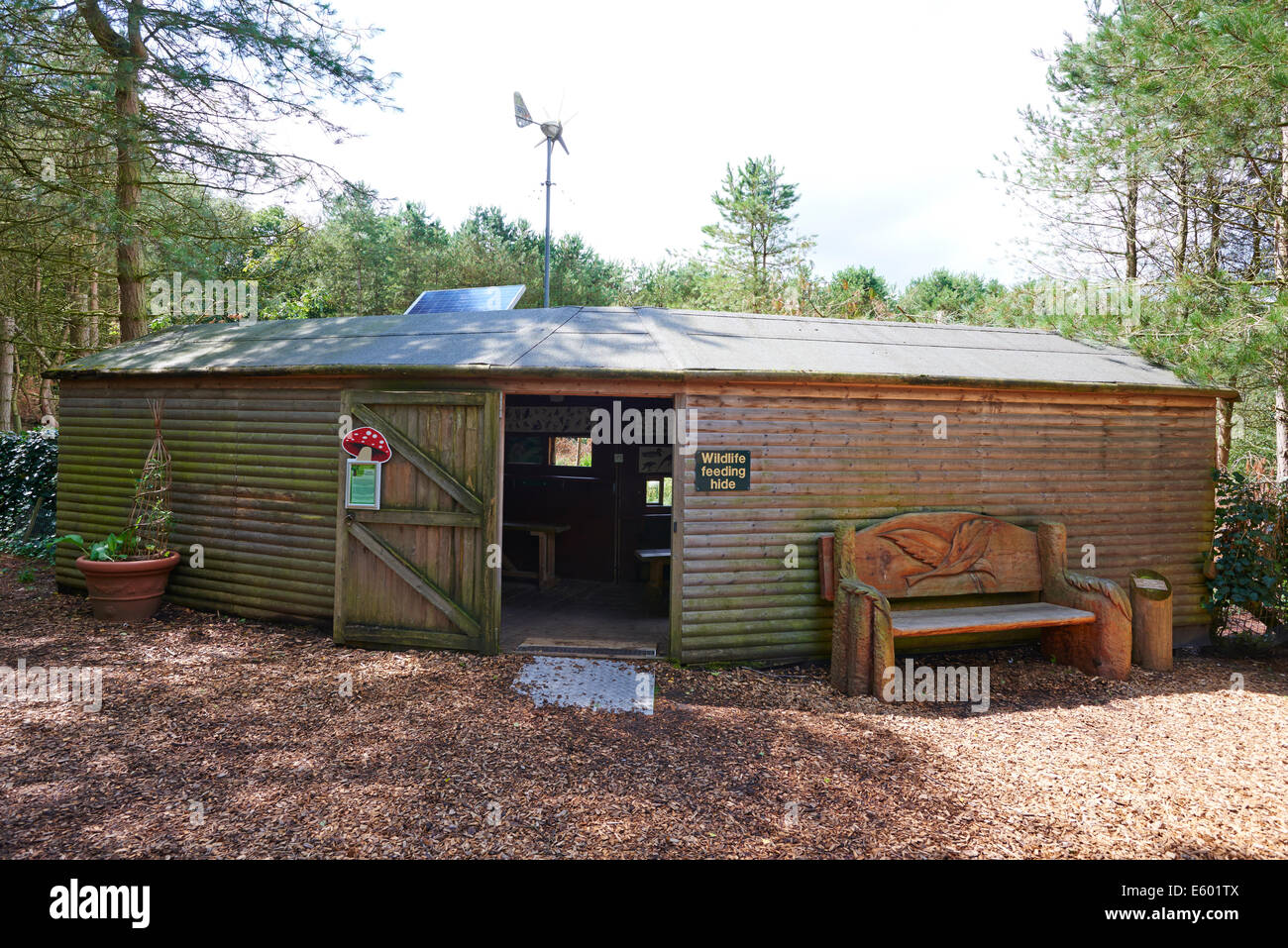 Exterior Of The Wildlife Feeding Hide Center Parcs Sherwood Forest UK Stock Photo