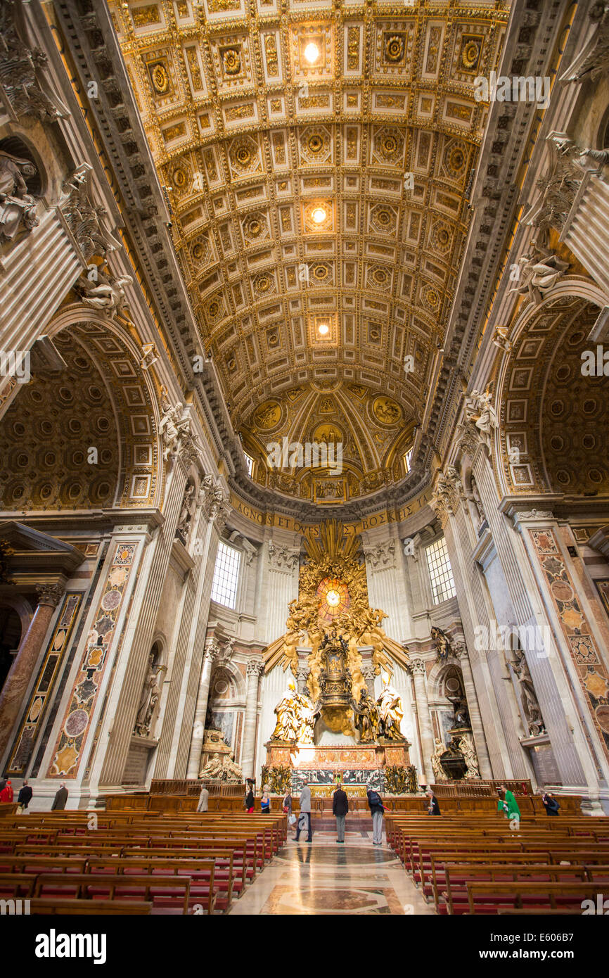 Interior detail of Saint Peter's Basilica Stock Photo