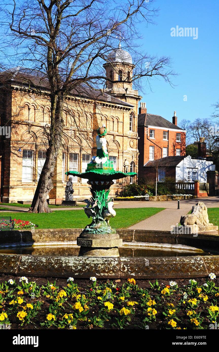 Chancellor Law's fountain in Beacon Park with the old library building ...