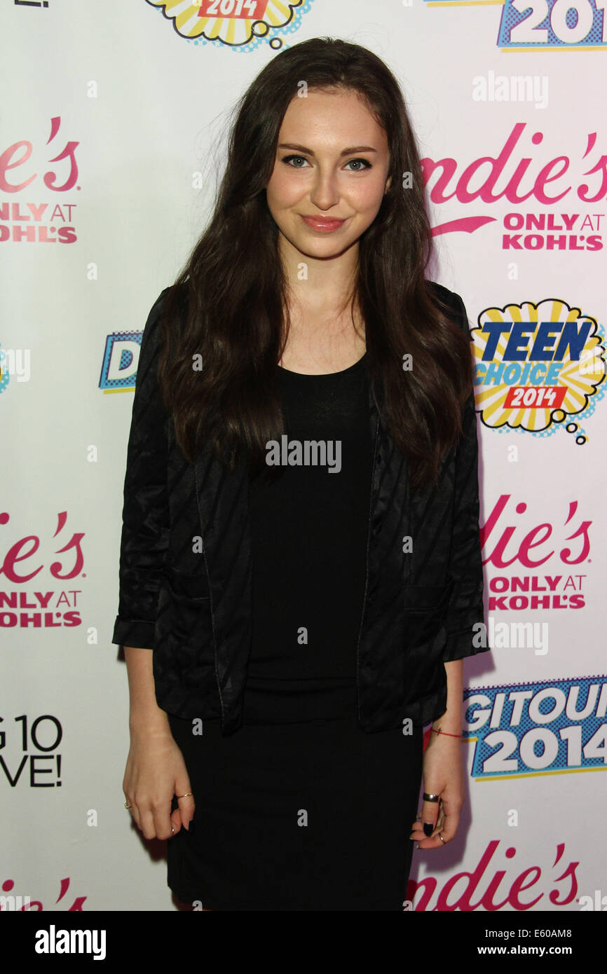 Los Angeles, California, USA. 9th Aug, 2014. Temara Melek attends