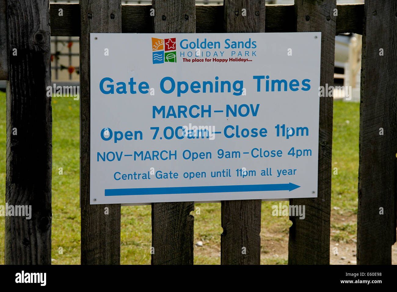 Information showing the opening times for Golden Sands holiday park at