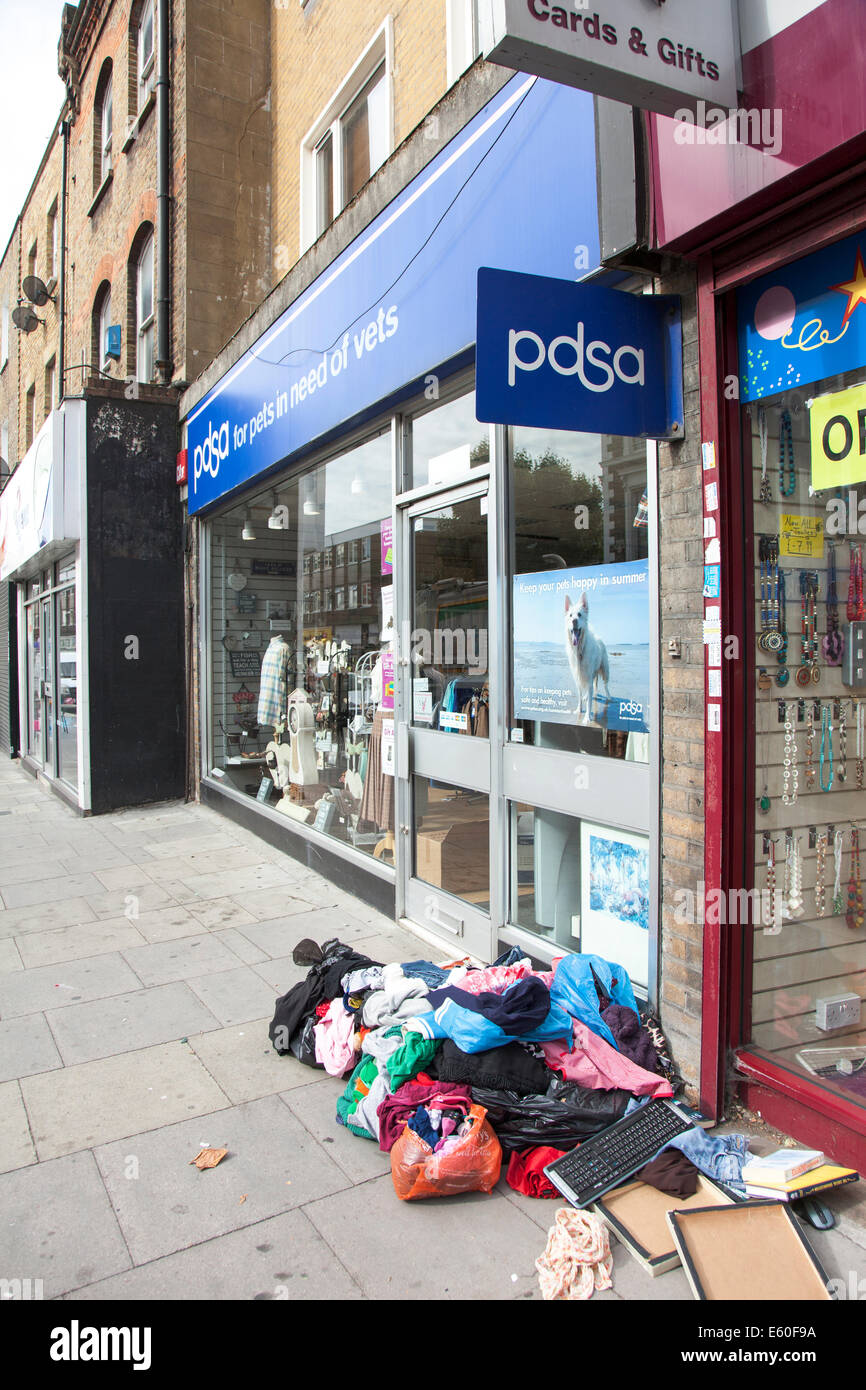 Pdsa charity shop hires stock photography and images Alamy