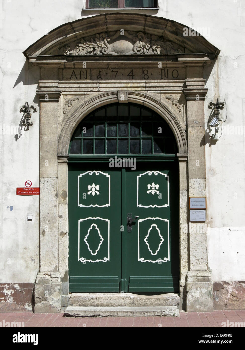 Tür in Riga Stock Photo