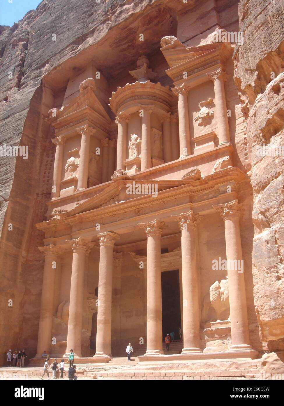 El Khasneh (the Treasury) at Petra, one of the New Seven Wonders of the World, in Jordan Stock Photo