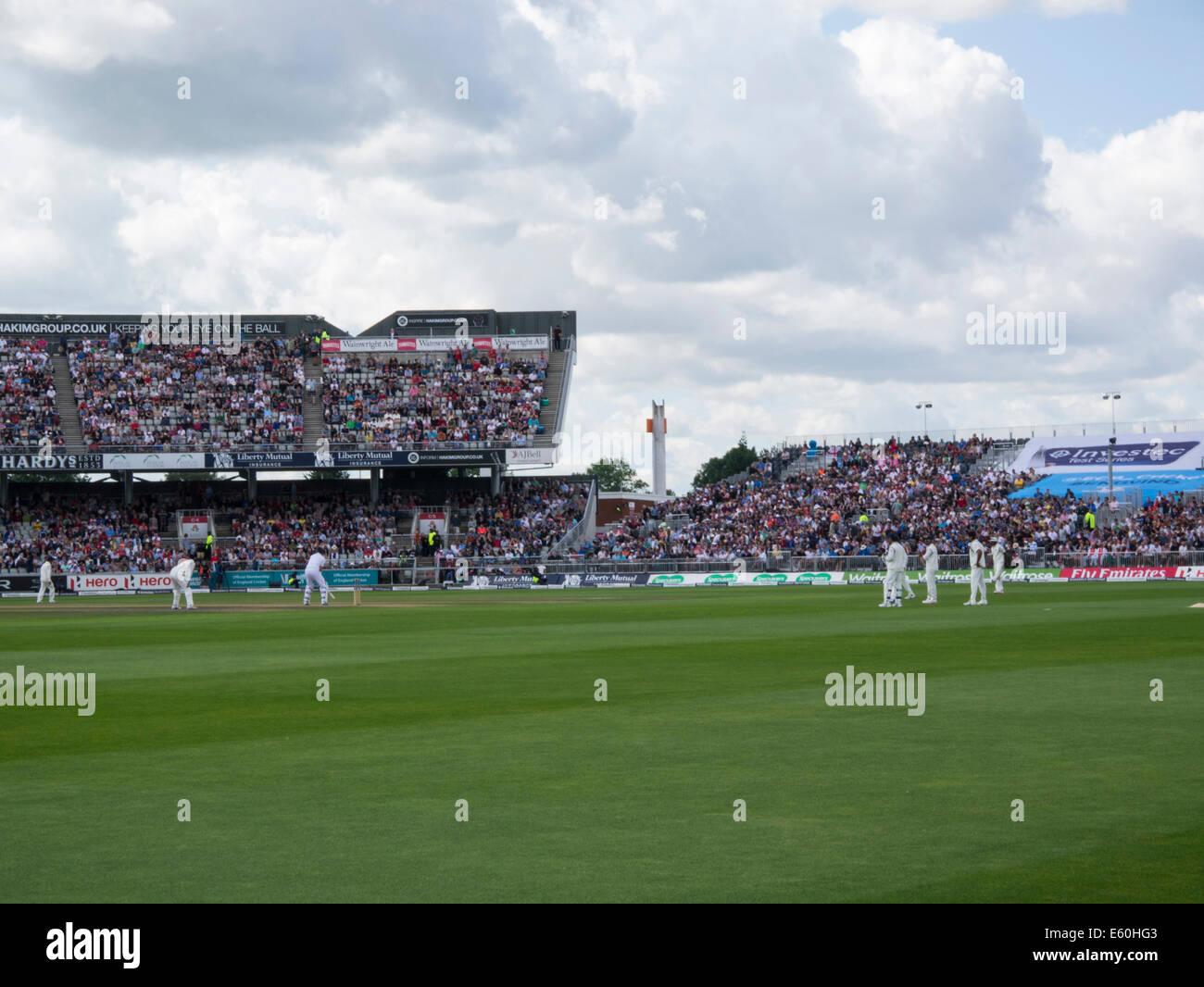 Cricket slip fielders hires stock photography and images Alamy